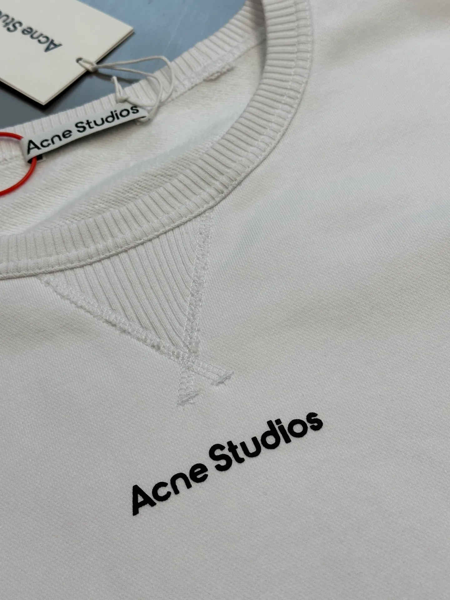 Acne Studios ， ， Acne Studios ， 。 ， 。 。 size：s m l xl